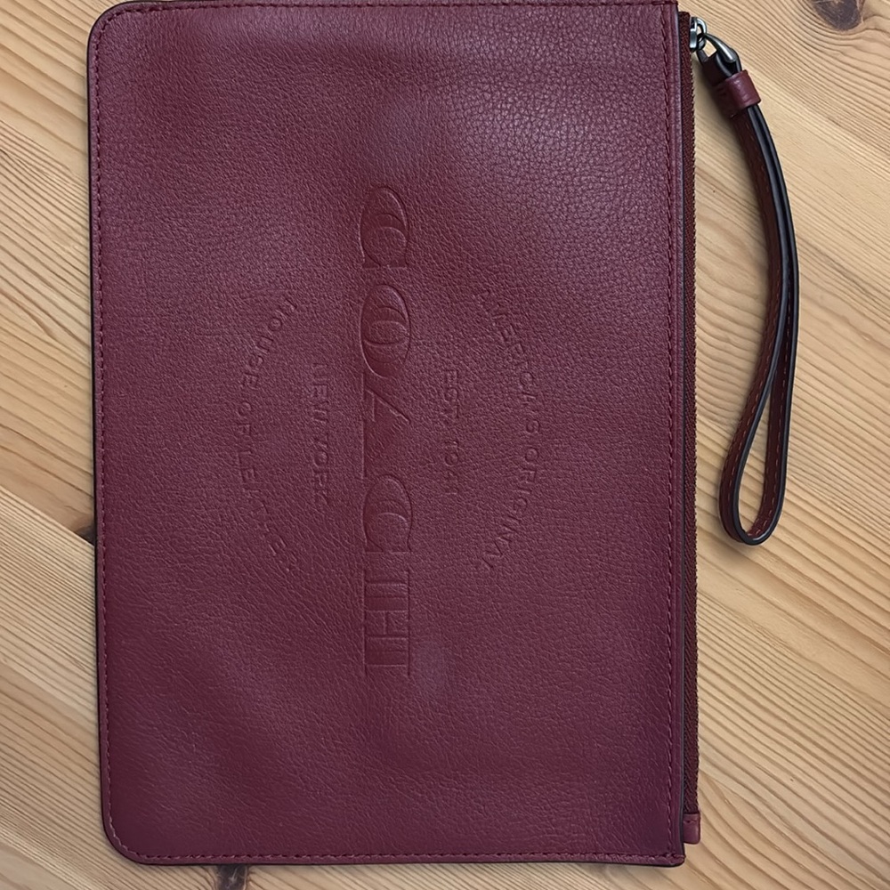 Coach Red Leather Wallet Luxurious Design